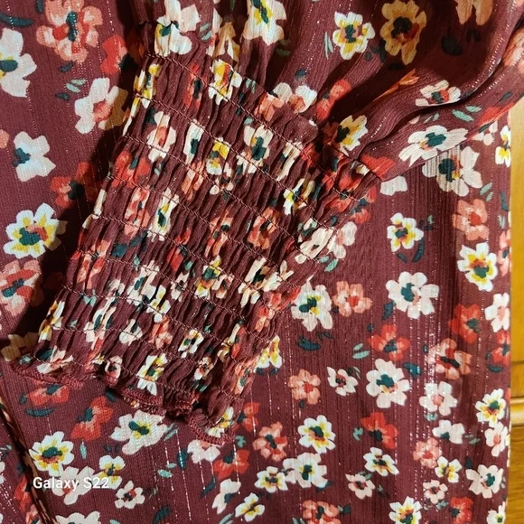 BCBGeneration Deep V neck Skater dress women's size L - Picture 9 of 11